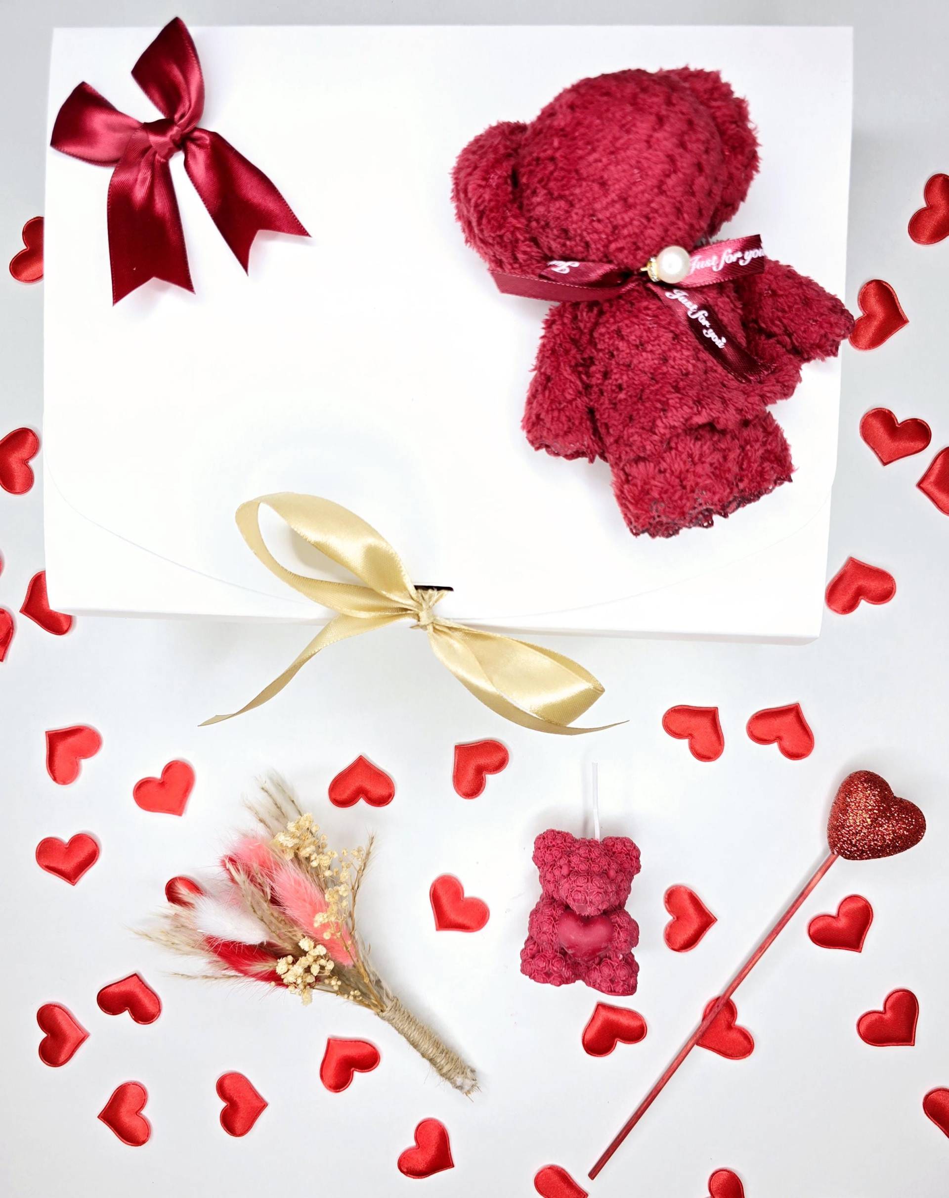 Geschenkboxset Valentinstag Muttertag Trockenblumen Kerze Bärenhandtuch Schaumherz Rot Für Jeden Anlass Geschenkboxset Valentinstag Muttertag Trockenblumen Kerze Bärenhandtuch Schaumherz Rot Für Jeden Anlass von Etsy - AYNCompany