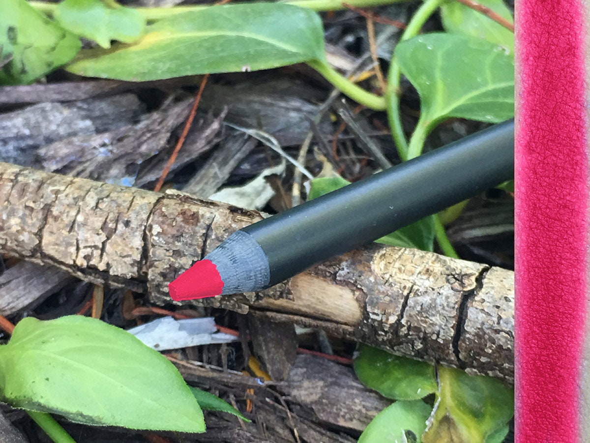 Boudoir - All Natural Lipliner Oder Eyeliner - Vegan Friendly von Etsy - AddictiveCosmetics