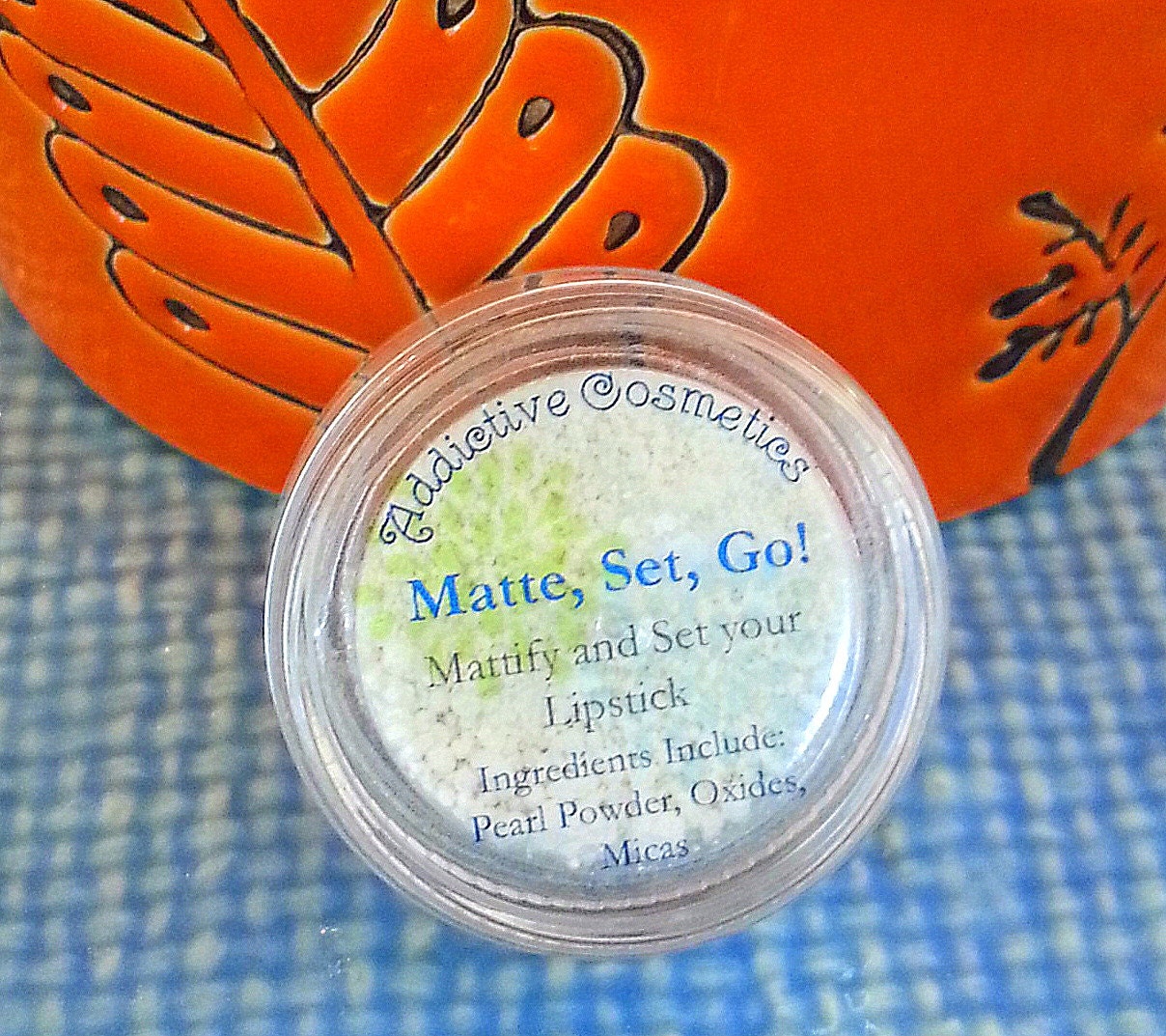Glücklich, Fertig, Los Lippenstift Mattieren Und Festiger Puder - Ganz Natürlich von Etsy - AddictiveCosmetics