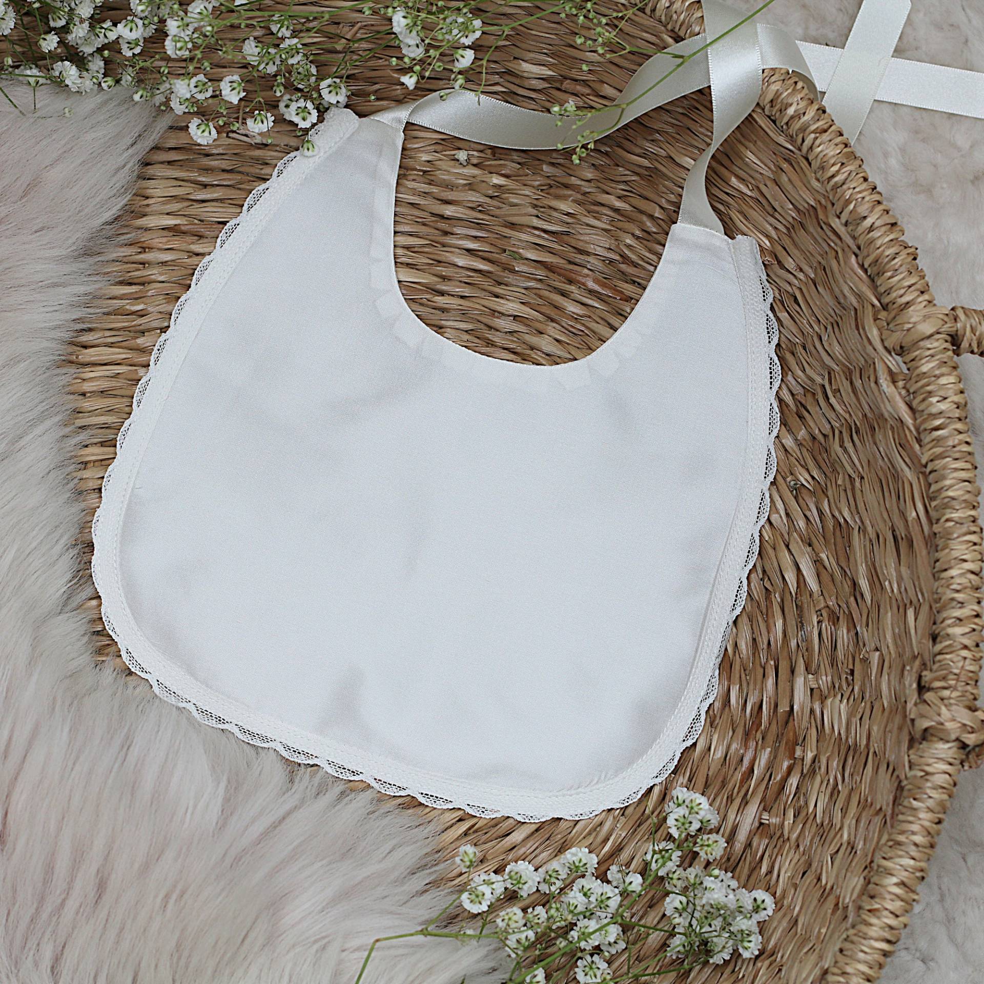 Seidenlätzchen "Clara' - Tauflätzchen Taufzubehör Babylätzchen Mädchenlätzchen Segenslätzchen von Etsy - AdoreBabyChristening