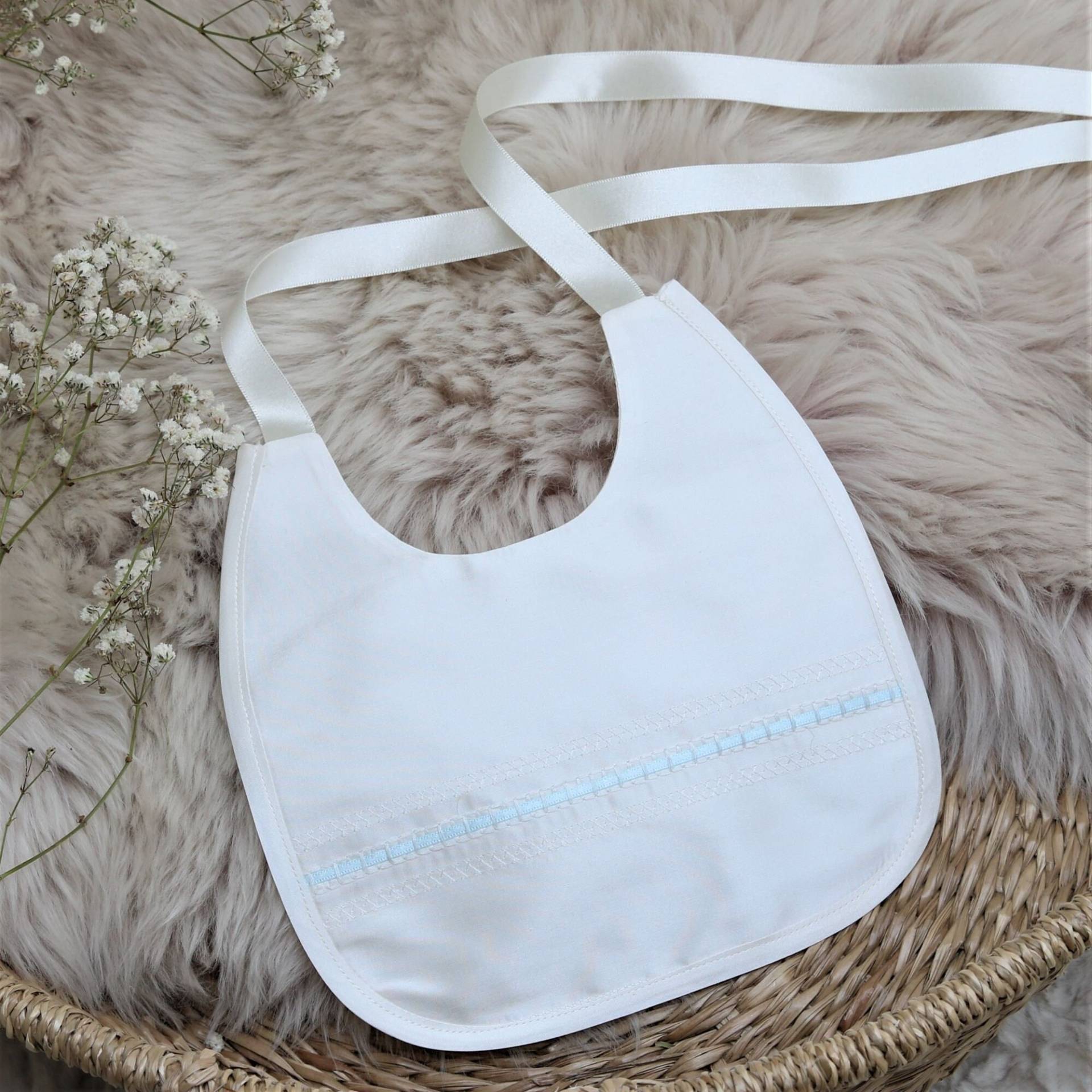Seidenlätzchen "Venedig' - Tauflätzchen Taufzubehör Babylätzchen Unisex Lätzchen Segenslätzchen von Etsy - AdoreBabyChristening