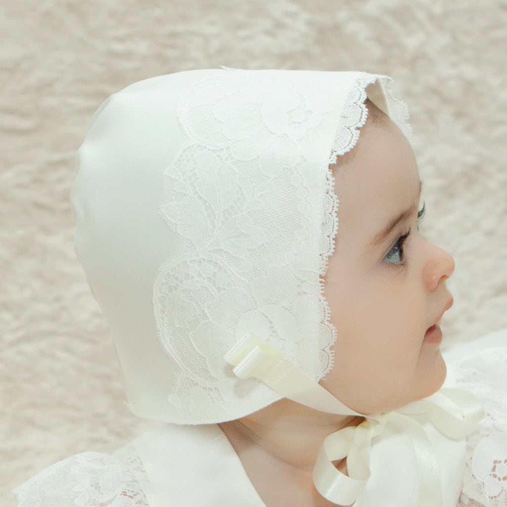 Taufhaube Aus Spitze Duchesse Satin Baby Mütze - Holly von Etsy - AdoreBabyChristening