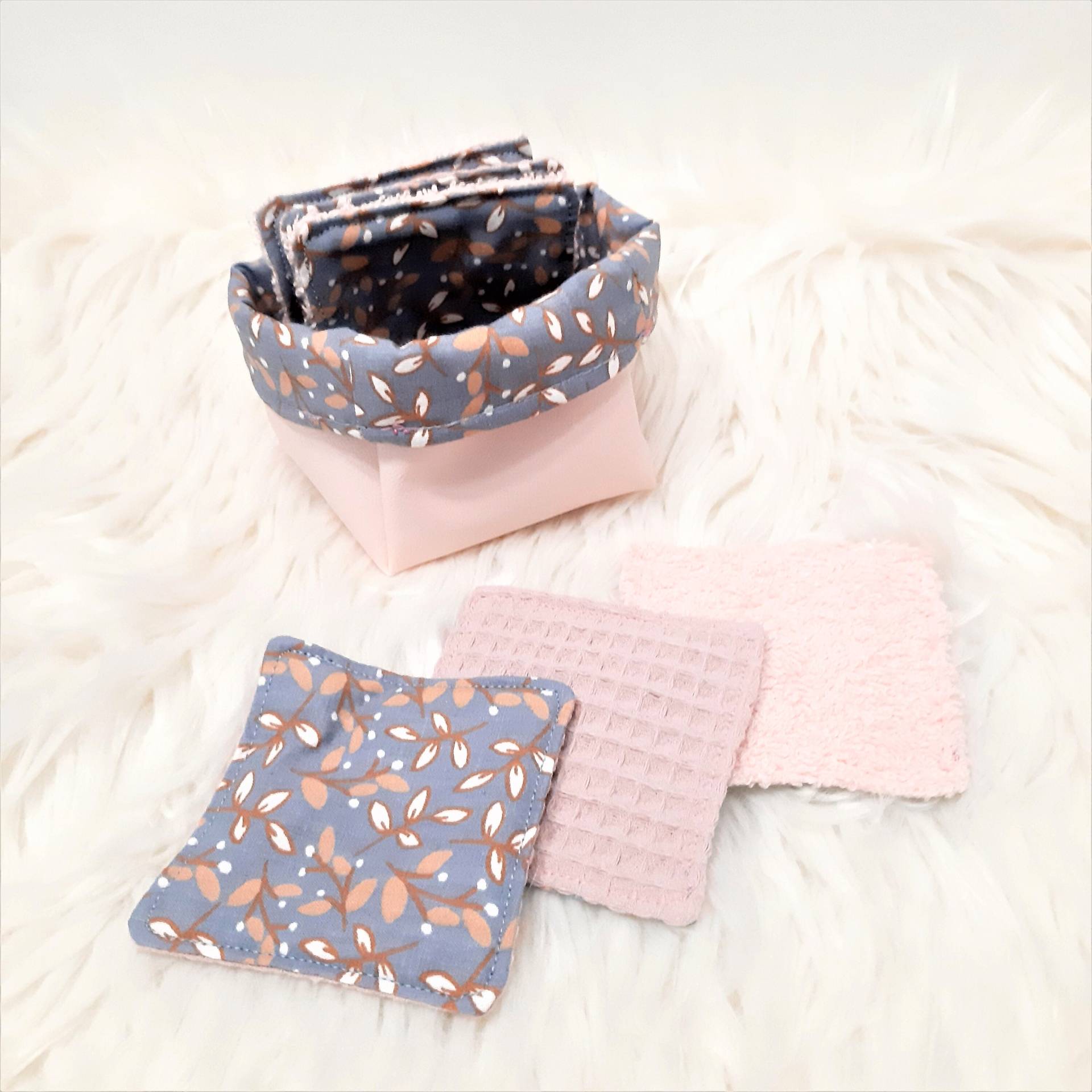 6 Abschminkpads Mit Aufbewahrungbox, Kosmetikpads 6-Er Pack, Waschbar 6 Abschminkpads Mit Aufbewahrungbox, Kosmetikpads 6-Er Pack, Waschbar von Etsy - Afrosteff