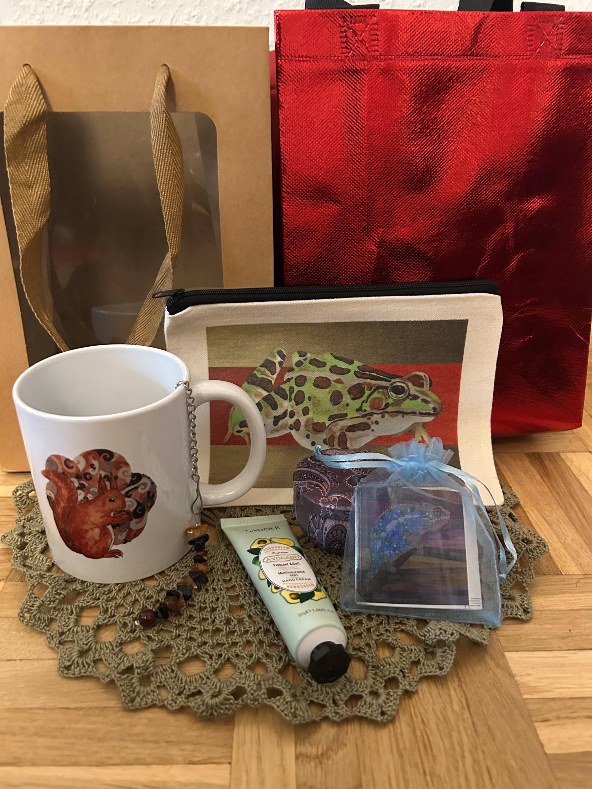 Geschenkset Tasse Eichhörnchen Geschenkset Tasse Eichhörnchen von Etsy - AlinaGordonDesign