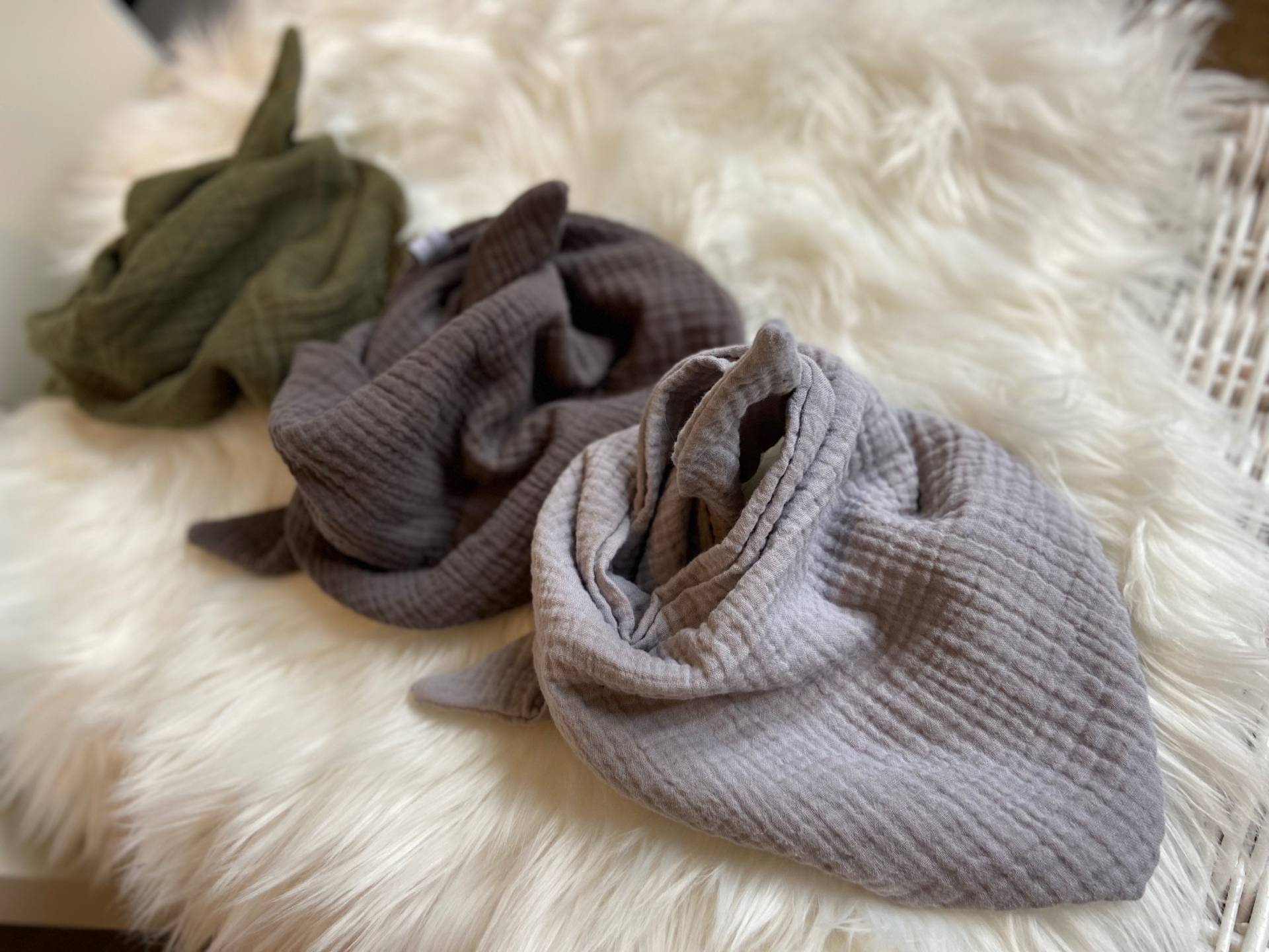 Musselin Halstuch Dreieckstuch Kids Kinder Schal Musselintuch Olive Grau Khaki von Etsy - AllesausliebeByInka