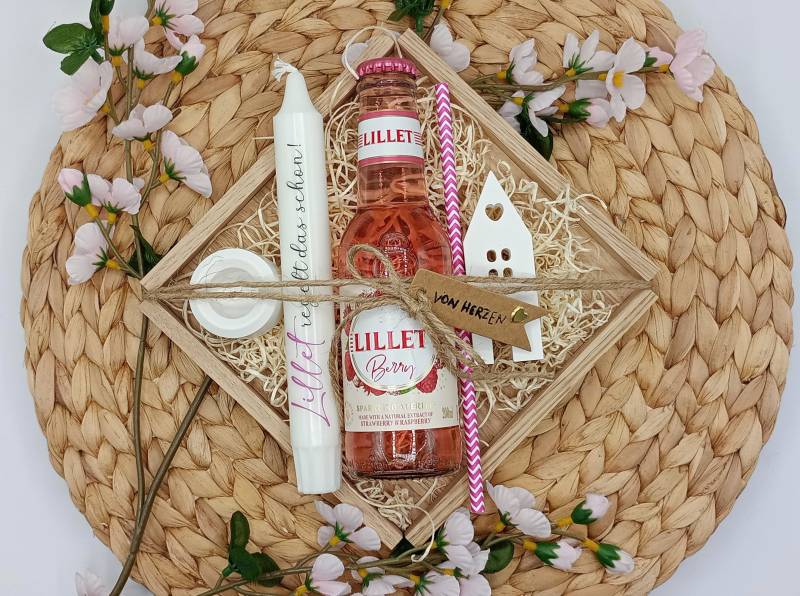Geburtstagsgeschenk Freundin | Geschenkset Lillet Mädelsabend Mitbringsel Gartenparty Einzugsgeschenk Umzug von Etsy - AllgaeuRebellen