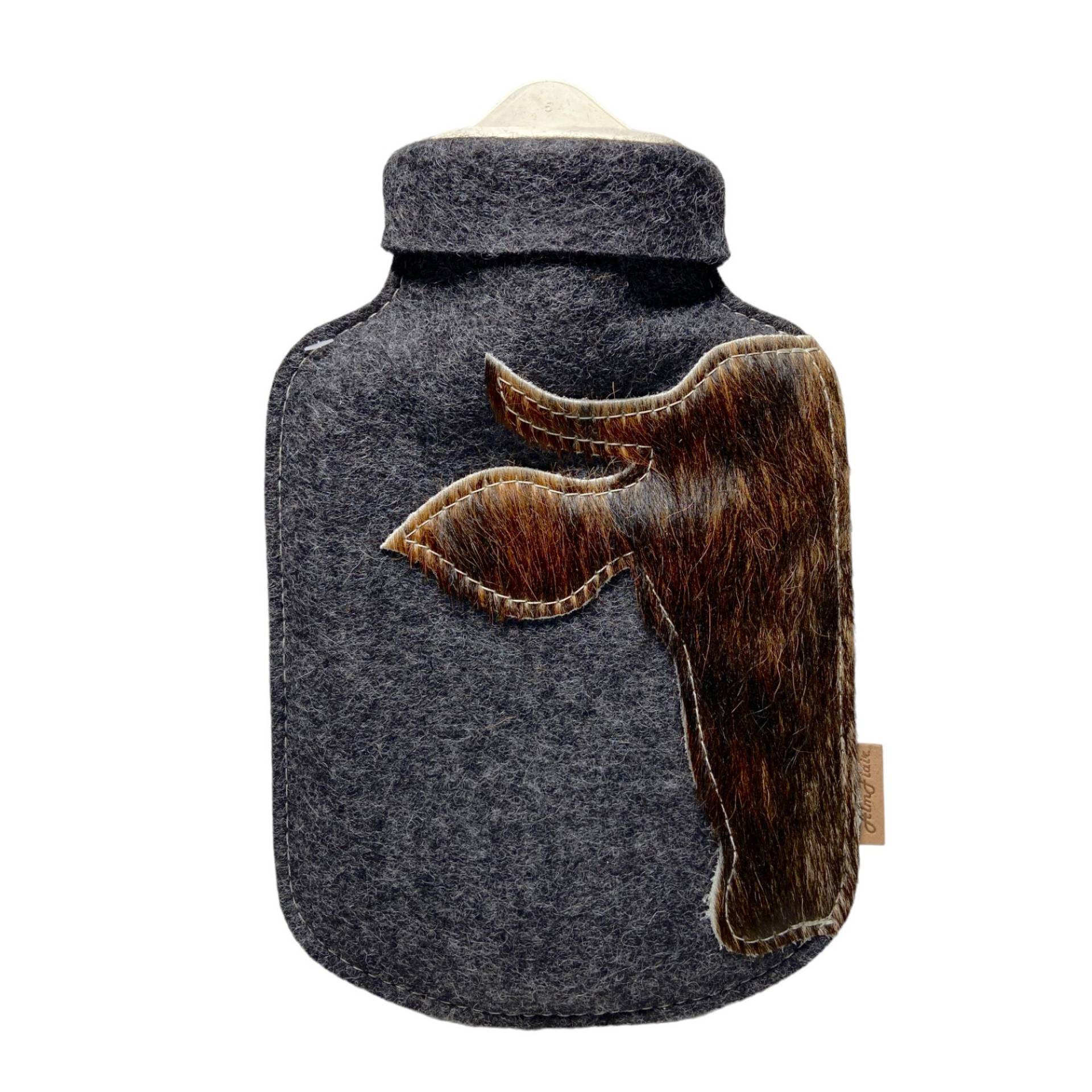 Wärmflasche, 0, 8 L - Mit Kuhfellbezug, Wärmflasche Im Landhaus Stil, Bettflasche, Geschenk Für Freundin Wärmflasche, 0, 8 L - Mit Kuhfellbezug, Wärmflasche Im Landhaus Stil, Bettflasche, Geschenk Für Freundin von Etsy - AlmFlair