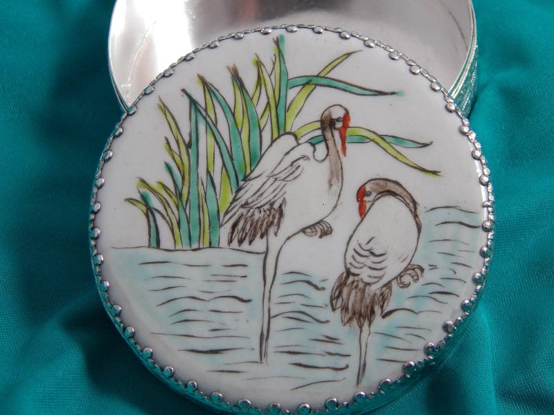 Vintage Sammlerporzellan Handbemalte Silberplatte Pulverbox von Etsy - AlwaysPlanBVintage
