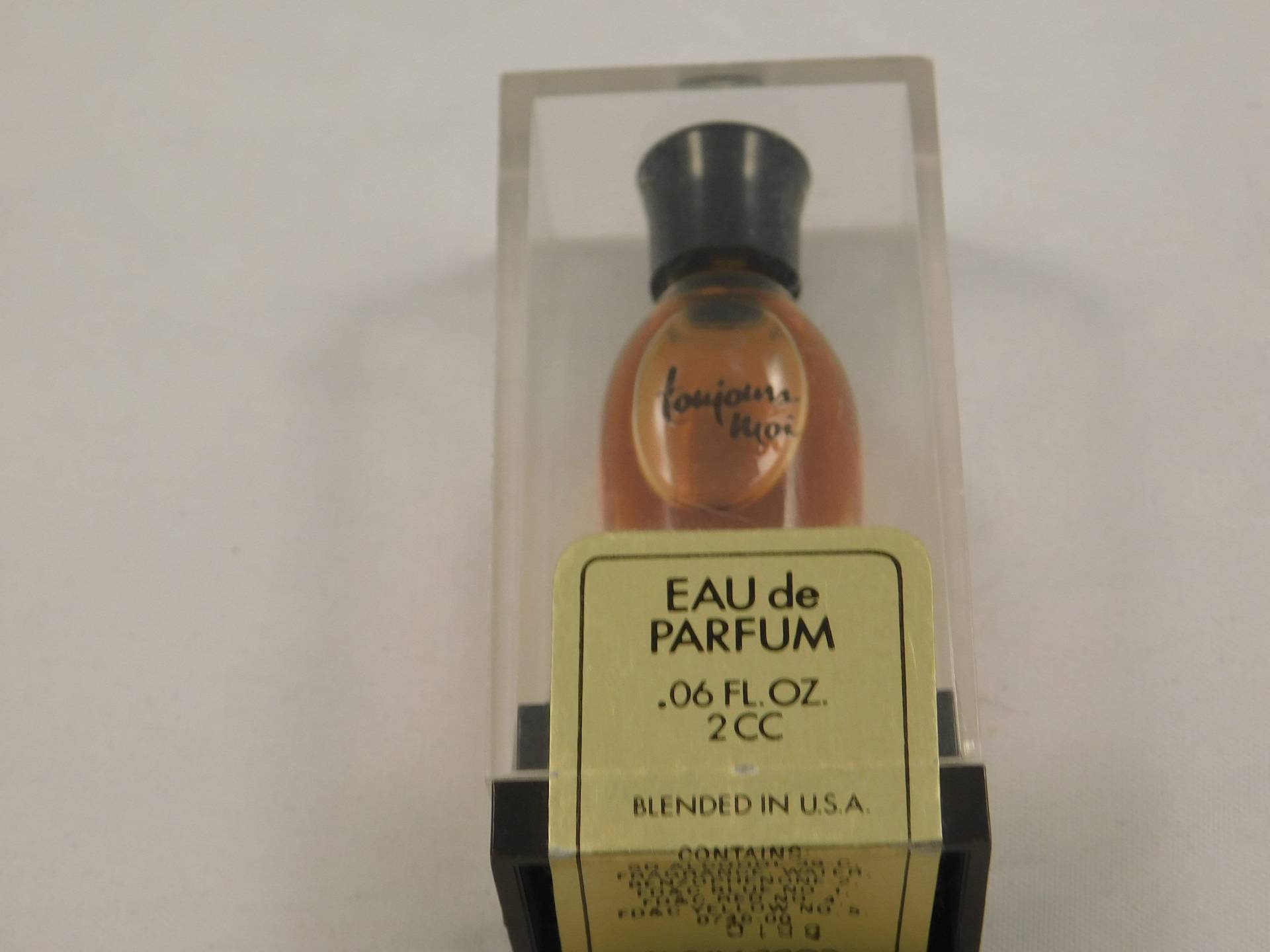 Vintage Sammlerstück Eau De Parfum Torjours Moi Vintage Sammlerstück Eau De Parfum Torjours Moi von Etsy - AlwaysPlanBVintage