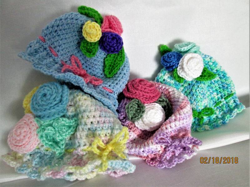 Babymützen Blumen Ostern Frühling Gehäkelte Rosen Handgefertigt Liebling Niedlich Auswahl An Farben Zur Auswahl von Etsy - AmIn2Crochet