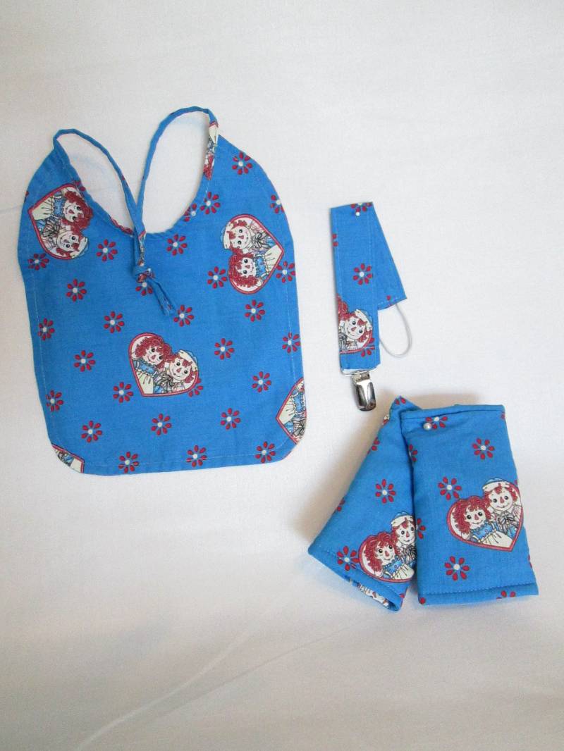 Lätzchen; Autositz Schulterpolster Und Schnullerclip Raggety Andy Ann Wendelätzchen Handgefertigt 100 % Baumwolle von Etsy - AmIn2Crochet