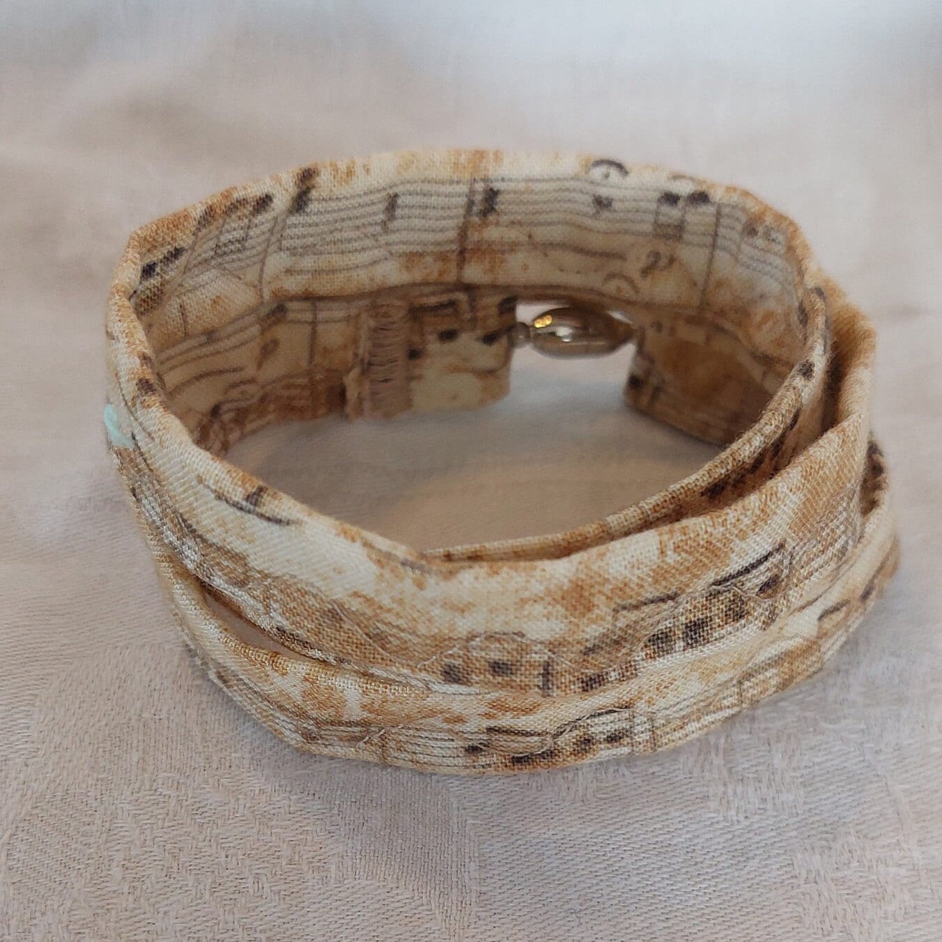 Wickelarmband Baumwollstoff Verschiedene Farben Armband, Textilschmuck Boho Noten Musik Wickelarmband Baumwollstoff Verschiedene Farben Armband, Textilschmuck Boho Noten Musik von Etsy - AndreaNaehtShop