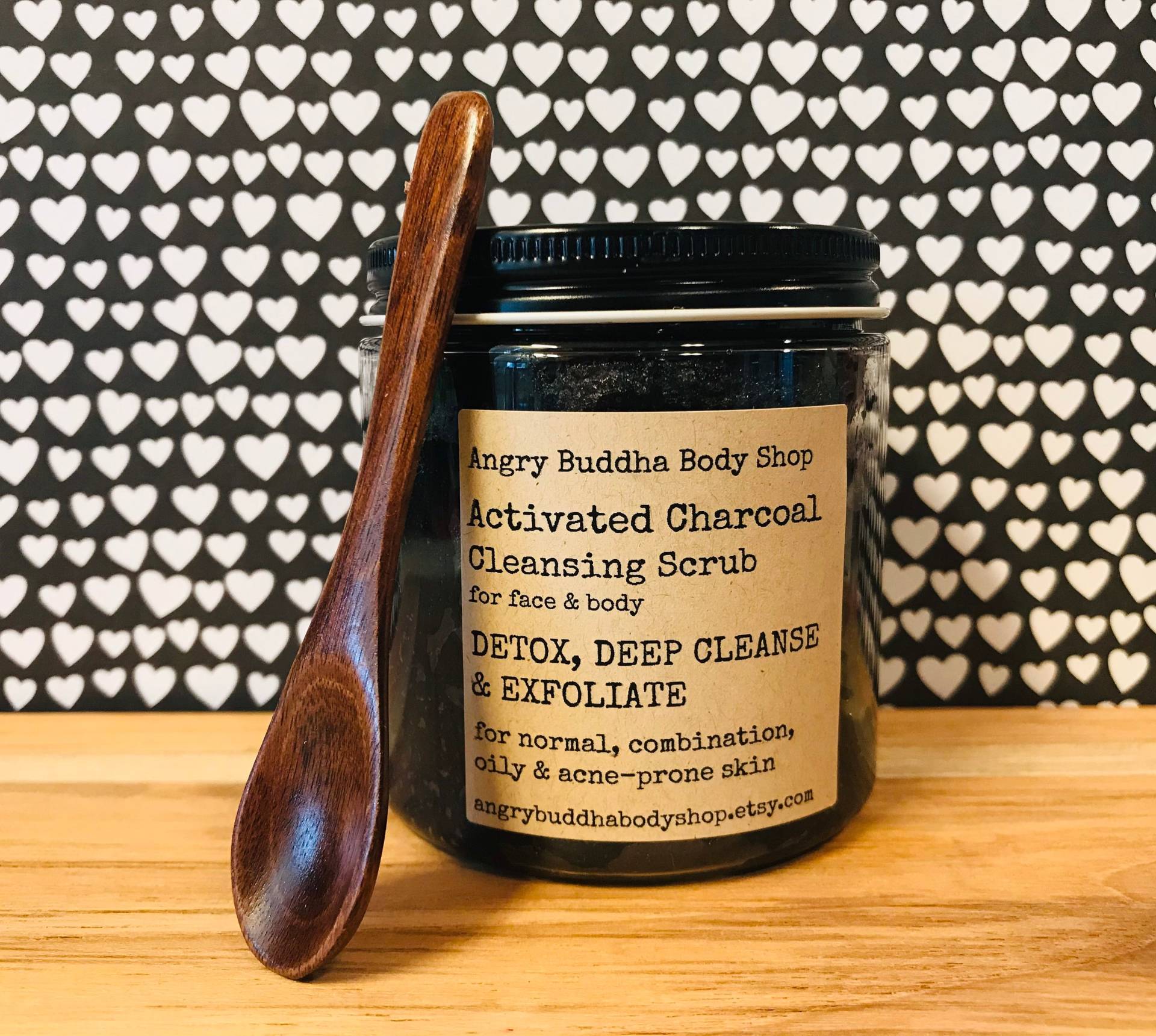 Aktivkohle-Seife, Schaumseife, Gesichts - Und Körperpeeling von Etsy - AngryBuddhaBodyShop