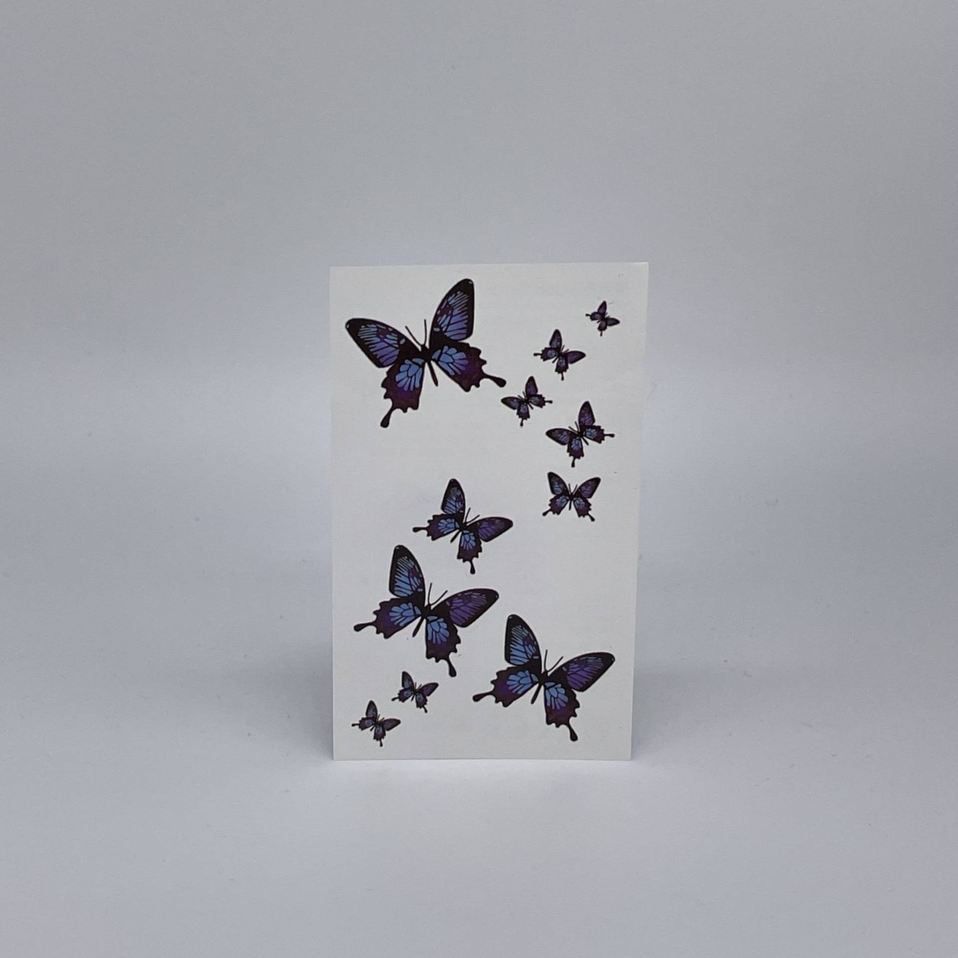 Blue Flying Butterflies Blue Flying Butterflies von Etsy - AniqshopDE