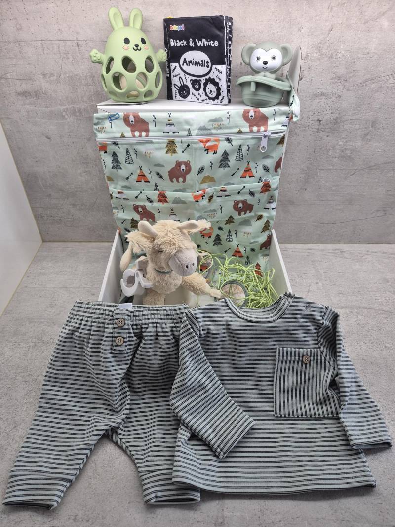 Geschenkbox Baby Türkis/Jadegrün Geschenkbox Baby Türkis/Jadegrün von Etsy - AnkePacktEin