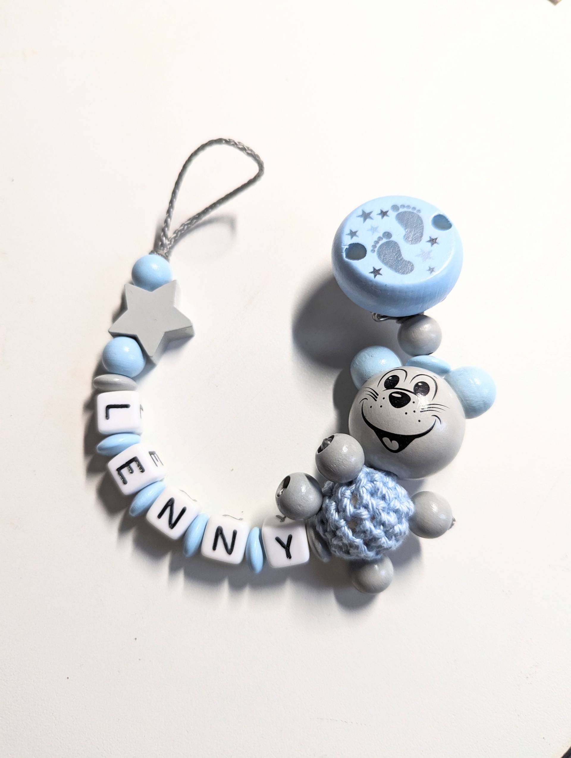 Schnullerkette Mit Namen Junge Personalisiert Maus Geburt Taufe Babygeschenk Babyparty Schnullerkette Mit Namen Junge Personalisiert Maus Geburt Taufe Babygeschenk Babyparty von Etsy - AnniLieblingsstuecke