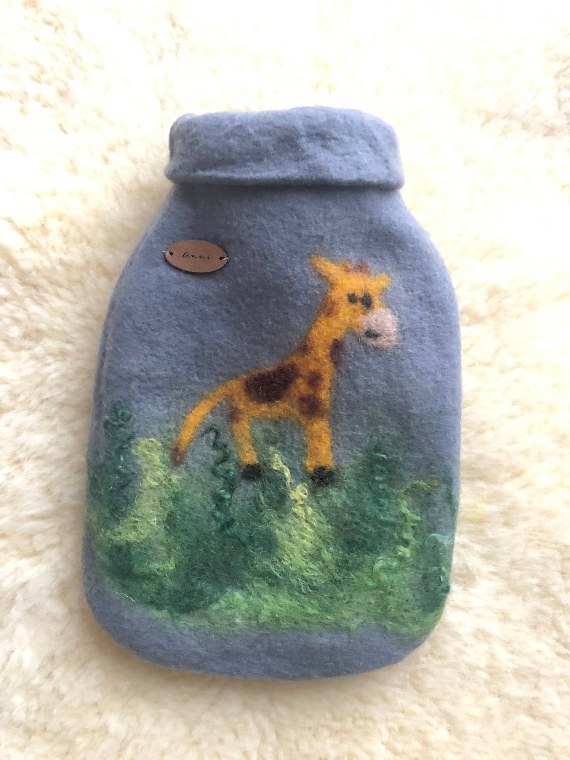 Umfilzte Wärmflasche Umfilzte Wärmflasche von Etsy - Annisherzstuecke