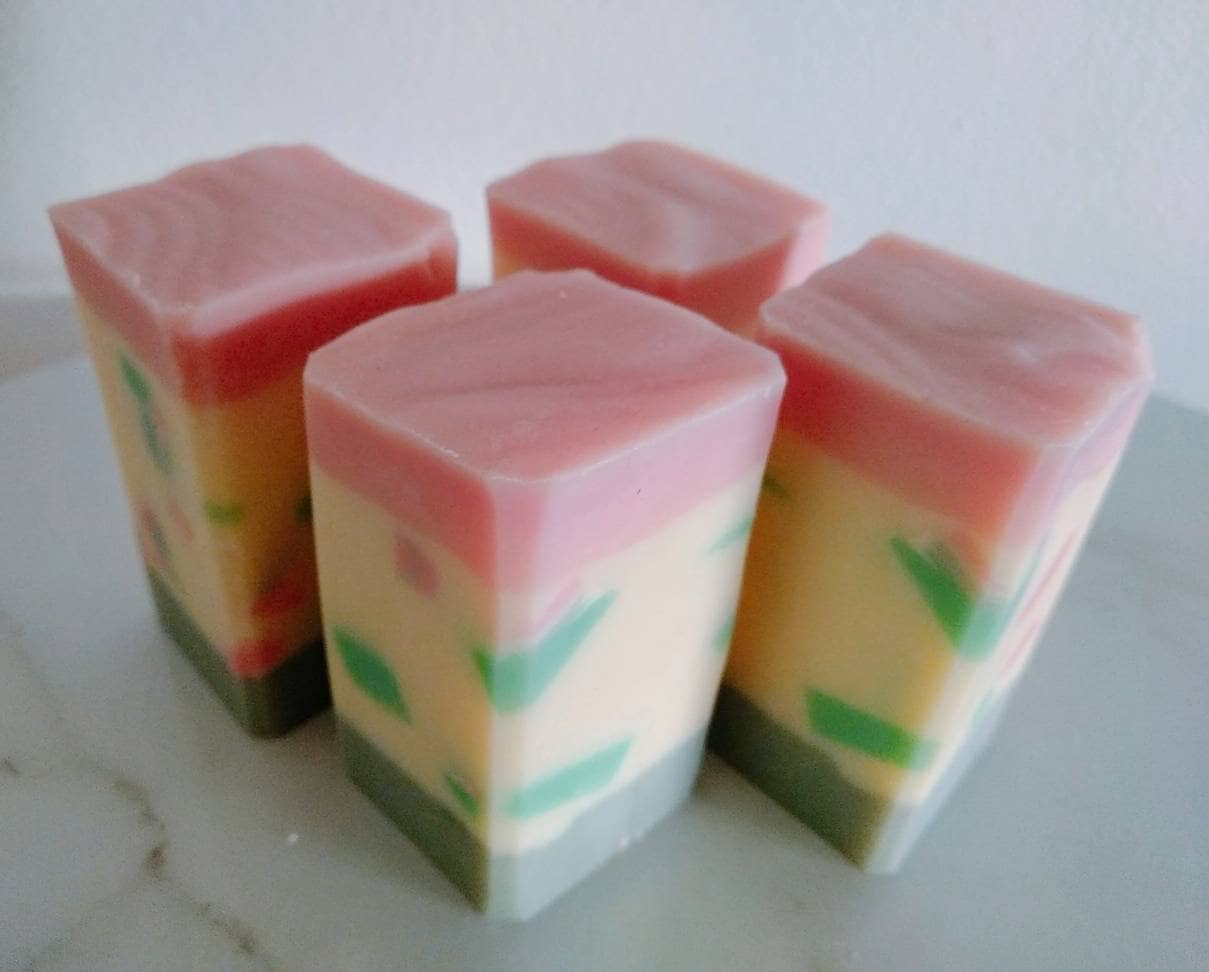 Blumen & Fruchtige Seife | Natürliche Vegane Handgemachte Seife Blumen & Fruchtige Seife | Natürliche Vegane Handgemachte Seife von Etsy - ApheraAU