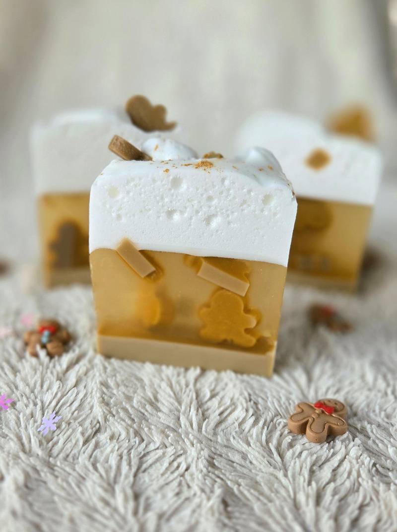 Gingerbread Bath Soap - Handgemachte Weihnachtsseife Im Badewannen-Look | Duft Nach Christmas Cookies & Vanille-Toffee/Lebkuchenmännchen Gingerbread Bath Soap - Handgemachte Weihnachtsseife Im Badewannen-Look | Duft Nach Christmas Cookies & Vanille-Toffee/Lebkuchenmännchen von Etsy - AquaLoveColors