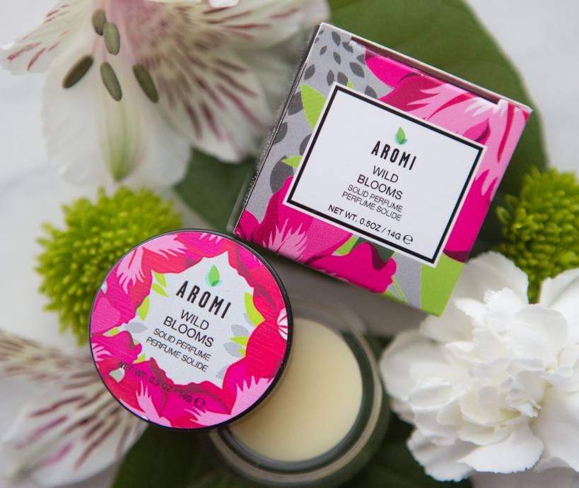 Wild Blooms Solid Parfüm. Fester Duft. Geschenk Für Sie. Hochzeit-Dusche-Bevorzugung. Traveller Geschenk. Reise-Accessoire. Veganes Parfum Wild Blooms Solid Parfüm. Fester Duft. Geschenk Für Sie. Hochzeit-Dusche-Bevorzugung. Traveller Geschenk. Reise-Accessoire. Veganes Parfum von Etsy - Aromi