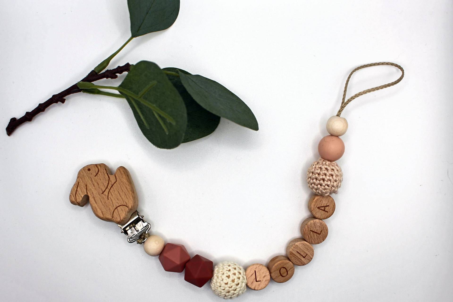 Schnullerkette, Runde Buchstaben, Wählbarer Clip, Personalisiert von Etsy - ArtPearlBaby