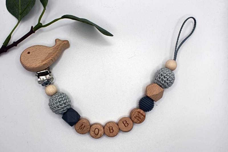 Schnullerkette, Runde Buchstaben, Wählbarer Clip, Personalisiert von Etsy - ArtPearlBaby