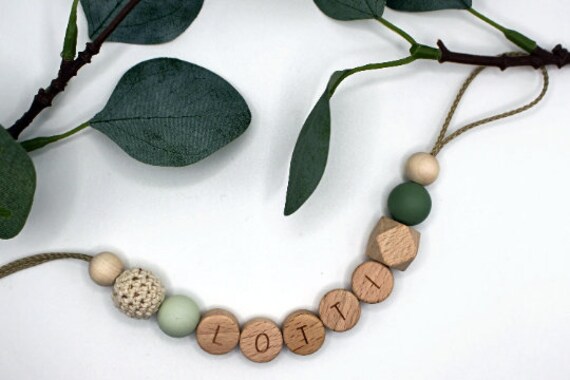 Schnullerkette, Runde Buchstaben, Wählbarer Clip, Personalisiert von Etsy - ArtPearlBaby