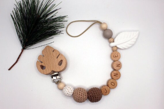 Schnullerkette, Runde Buchstaben, Wählbarer Clip, Personalisiert von Etsy - ArtPearlBaby