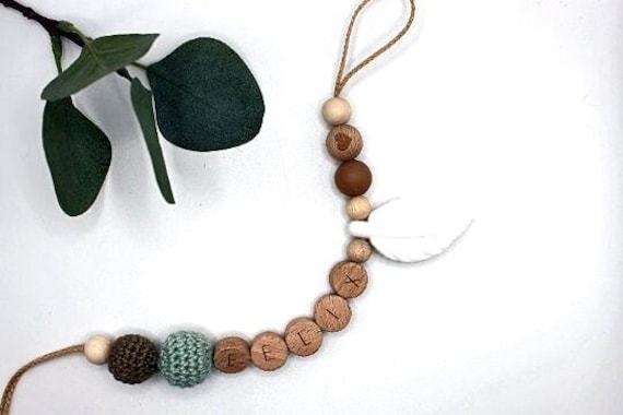 Schnullerkette, Runde Buchstaben, Wählbarer Clip, Personalisiert von Etsy - ArtPearlBaby