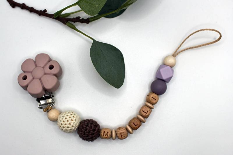 Schnullerkette Blume Flieder, Auf Wunsch Personalisierbar, Erweiterbar Zum Set von Etsy - ArtPearlBaby