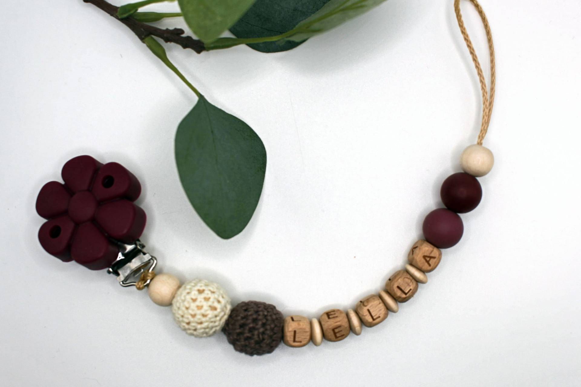 Schnullerkette Blume Lila, Auf Wunsch Personalisierbar, Erweiterbar Zum Set Schnullerkette Blume Lila, Auf Wunsch Personalisierbar, Erweiterbar Zum Set von Etsy - ArtPearlBaby