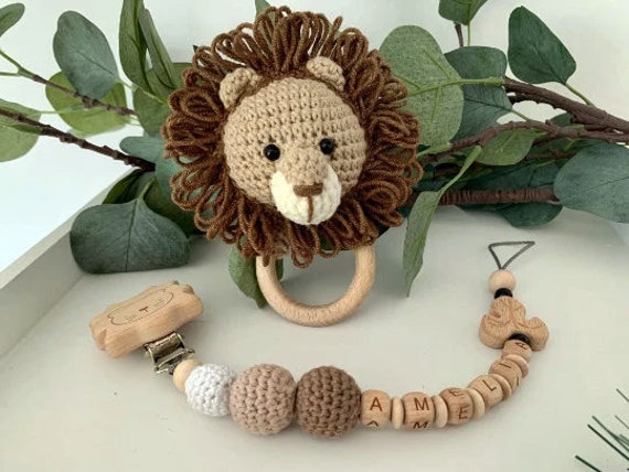 Schnullerkette Und Rassel Im Set, Personalisierbar, Geschenkset Löwe von Etsy - ArtPearlBaby
