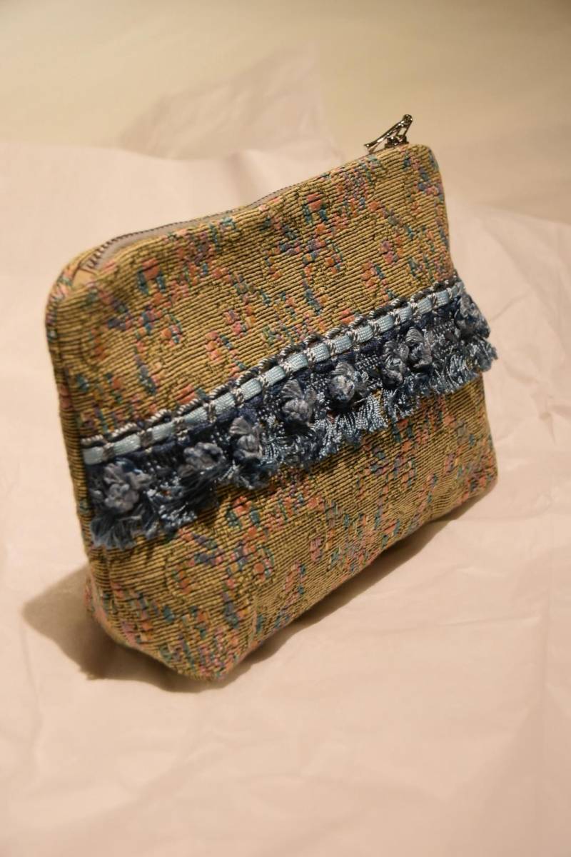 Beige/Grüner Koboldbeutel, 22 cm X 15 Beige/Grüner Koboldbeutel, 22 cm X 15 von Etsy - AtelierCarlosSalazar