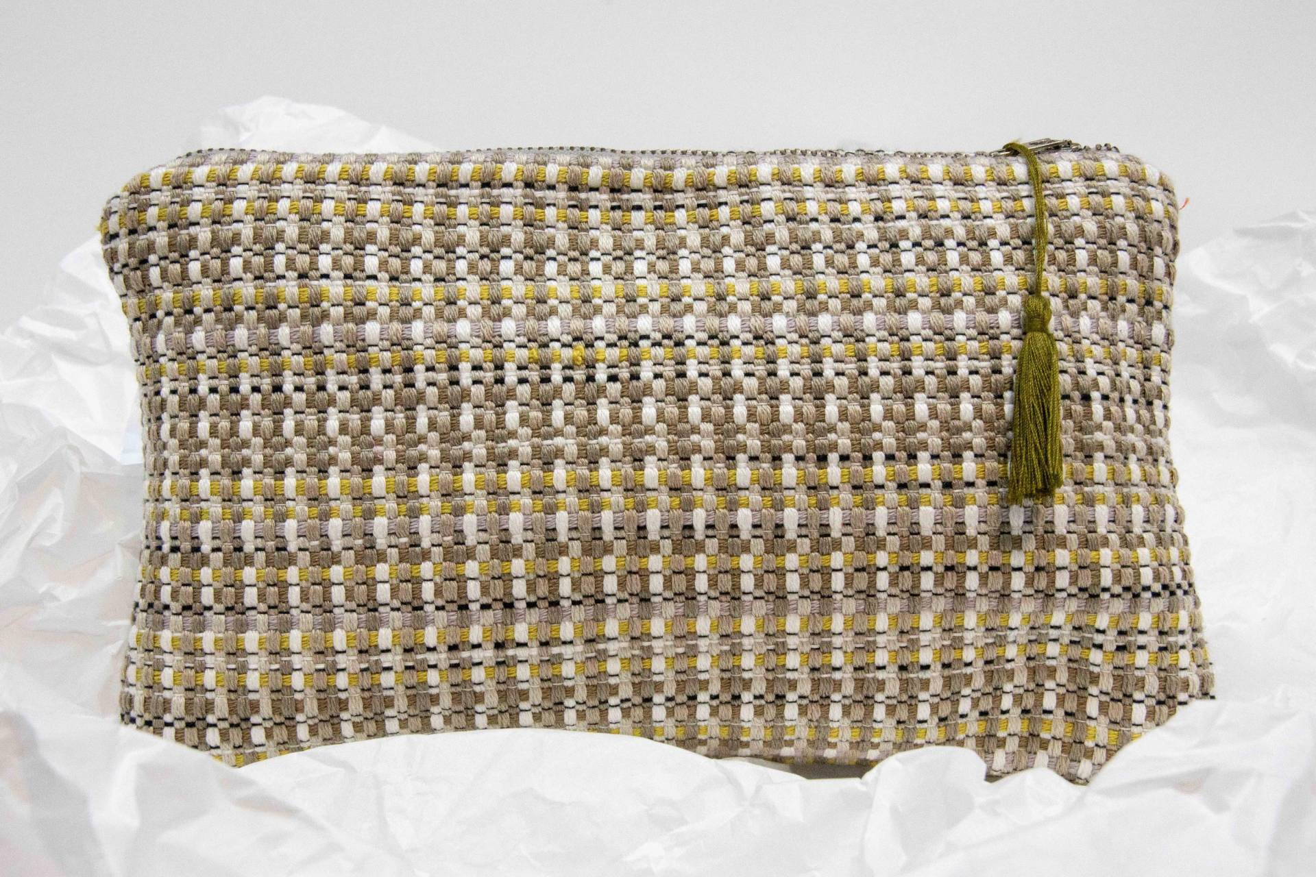 Beigefarbener Beutel, 21 cm X 14 Beigefarbener Beutel, 21 cm X 14 von Etsy - AtelierCarlosSalazar