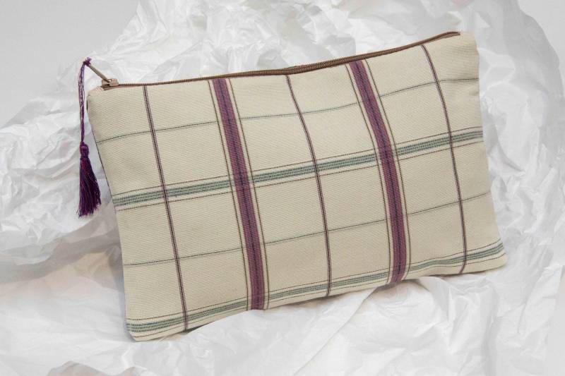 Lila Beutel, 24 cm X 15 Lila Beutel, 24 cm X 15 von Etsy - AtelierCarlosSalazar