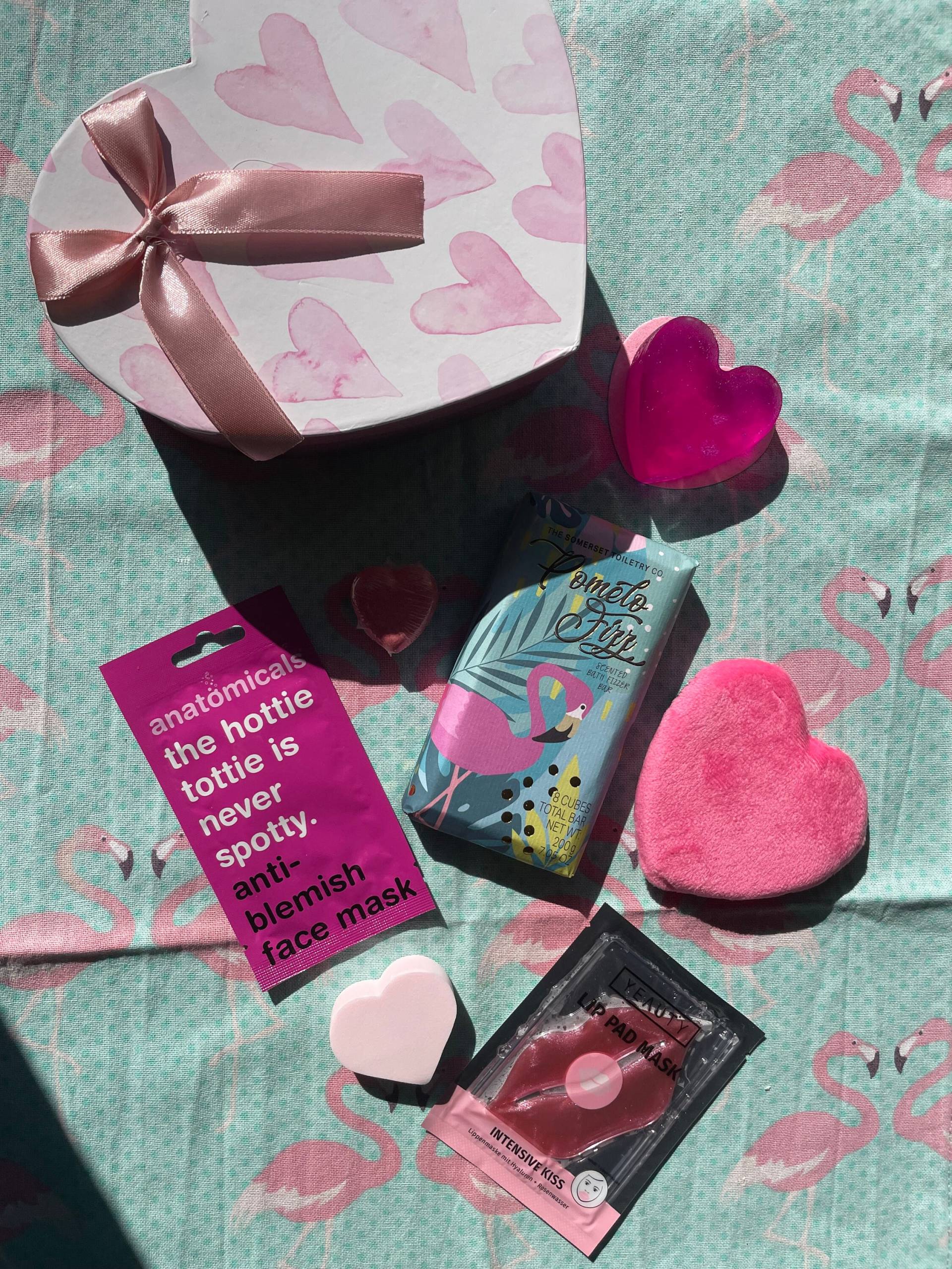 To Go - Beauty Box "Flamingo" | Set Wellness Geschenk Für Sie Hand Made Handgefertigt Mitbringsel Liebe Aufmerksamkeit To Go - Beauty Box "Flamingo" | Set Wellness Geschenk Für Sie Hand Made Handgefertigt Mitbringsel Liebe Aufmerksamkeit von Etsy - AtelierCatHamburg