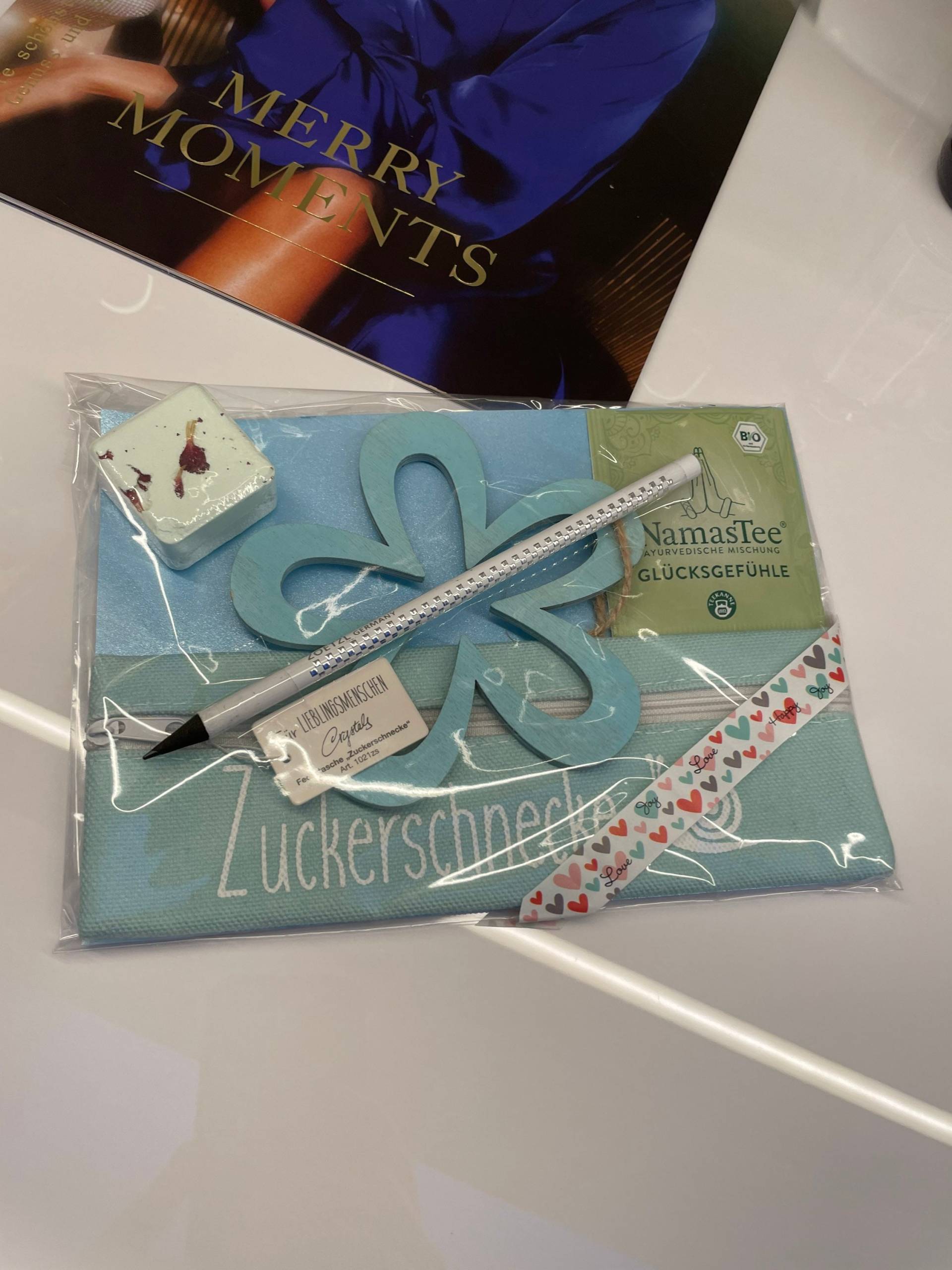 To Go - Geschenk Set Fertig Verpackt | Lieblingsmensch Mäppchen Handgefertigt Mitbringsel Grüße Liebe Aufmerksamkeit To Go - Geschenk Set Fertig Verpackt | Lieblingsmensch Mäppchen Handgefertigt Mitbringsel Grüße Liebe Aufmerksamkeit von Etsy - AtelierCatHamburg
