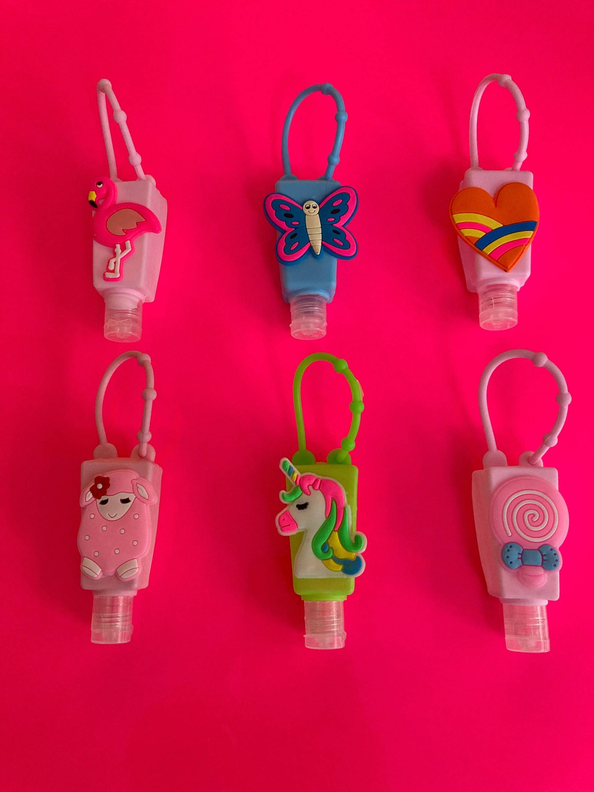 To Go - Süßer Desinfektionsbehälter Gesundheit Anhänger Tasche Koffer Reisetasche Rucksack Kinder Mädchen Junge Mitbringsel Reise Hygiene To Go - Süßer Desinfektionsbehälter Gesundheit Anhänger Tasche Koffer Reisetasche Rucksack Kinder Mädchen Junge Mitbringsel Reise Hygiene von Etsy - AtelierCatHamburg