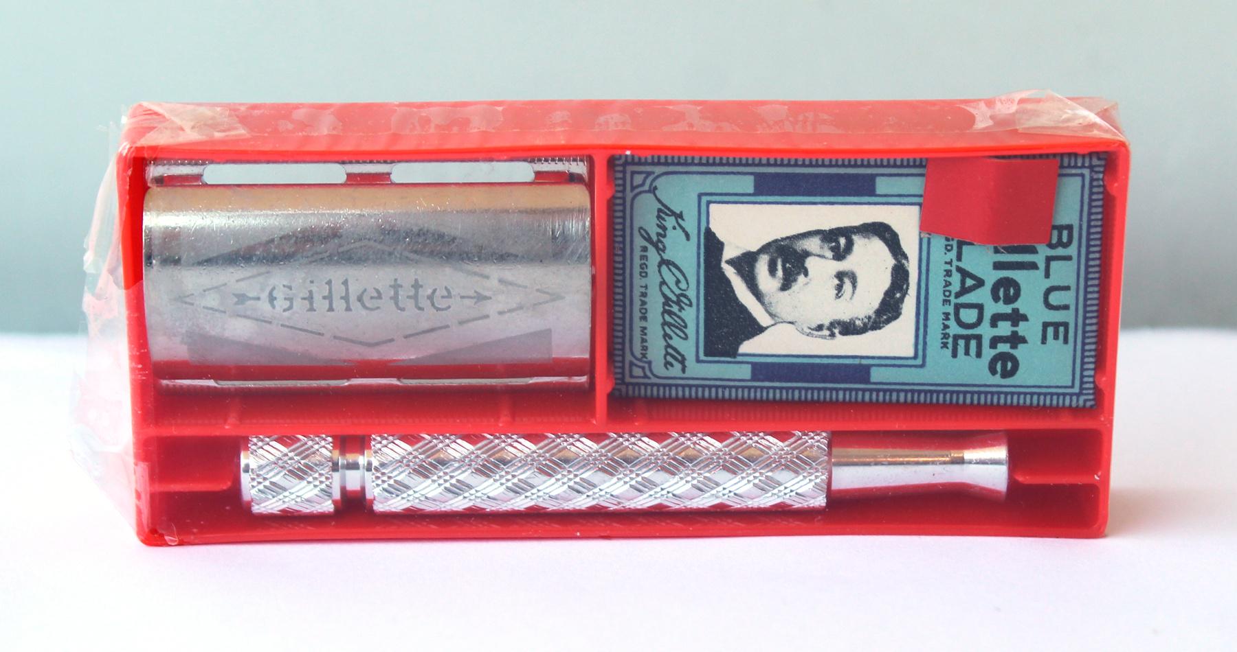 Vintage Gillette Tech Double Edge Safety Razor Made in England Vintage Gillette Tech Double Edge Safety Razor Made in England von Etsy - Auctionata