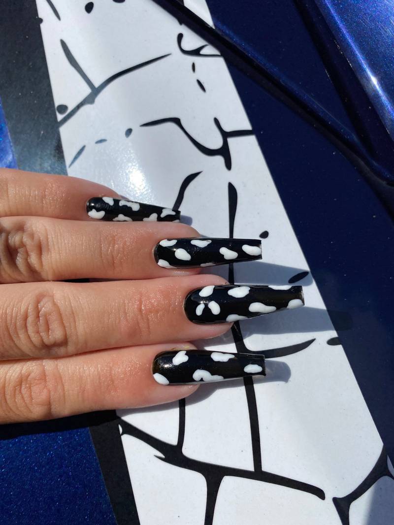 Drücken Sie Auf Kuhnägel | Halloween Nägel Die Kuh Design Sarg von Etsy - BELLENAILSWPB