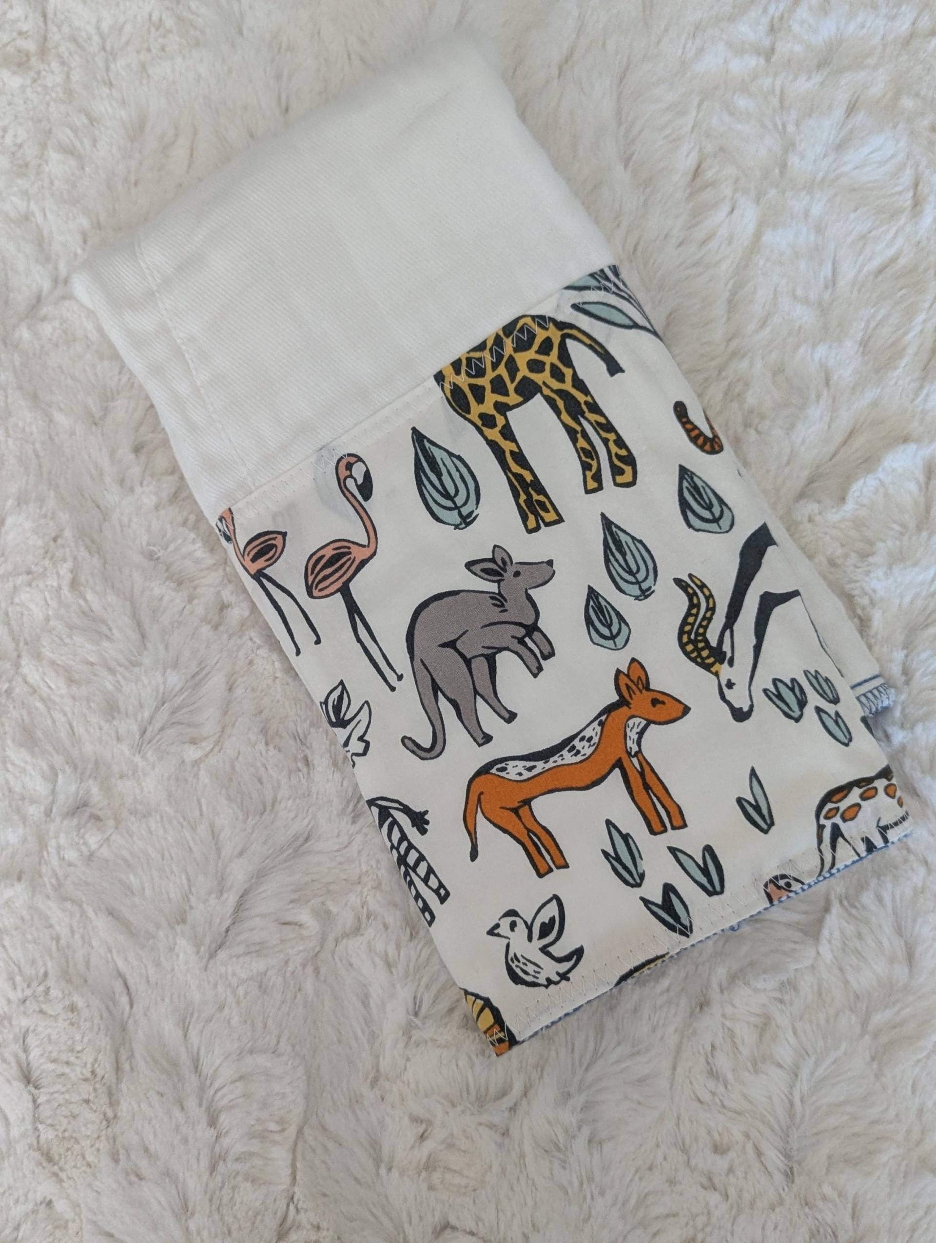 Safari Spucktücher -Neutrales Baby Geschenk /Baby-Dusche-Geschenk /Unisex/Neutrale Baumwolle Prefolds /Schneller Versand Safari Spucktücher -Neutrales Baby Geschenk /Baby-Dusche-Geschenk /Unisex/Neutrale Baumwolle Prefolds /Schneller Versand von Etsy - Babiease