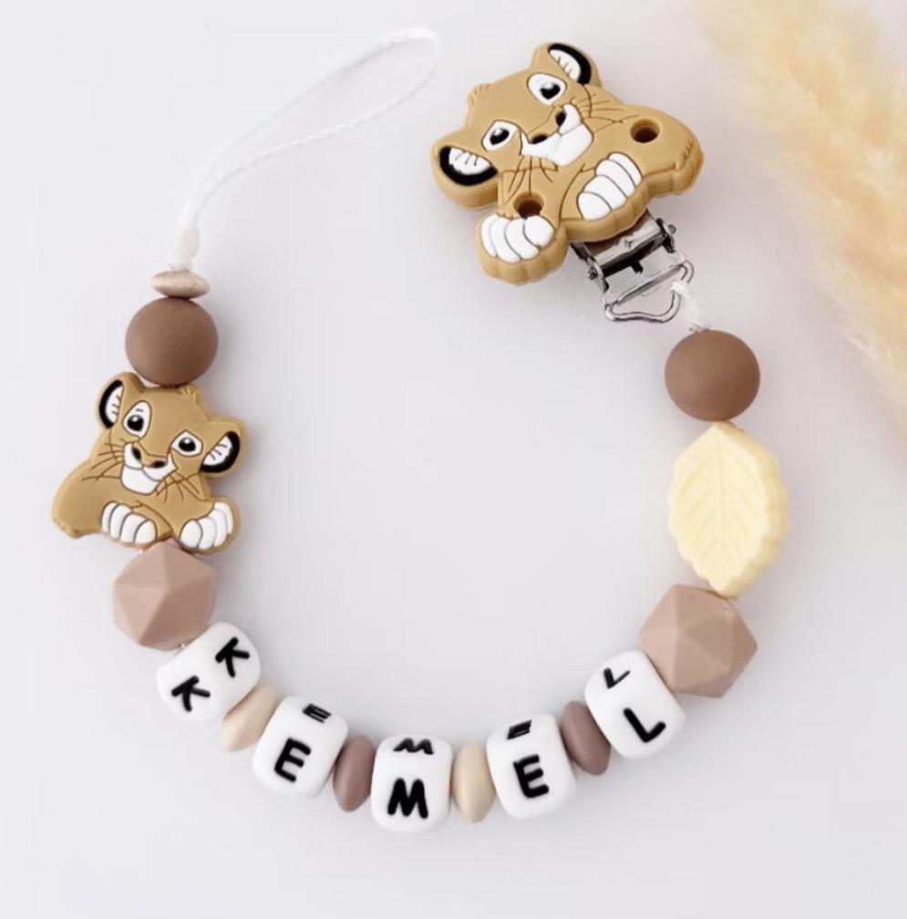 Schnullerkette Simba Schnullerkette Simba von Etsy - BabyAccessoiresDE