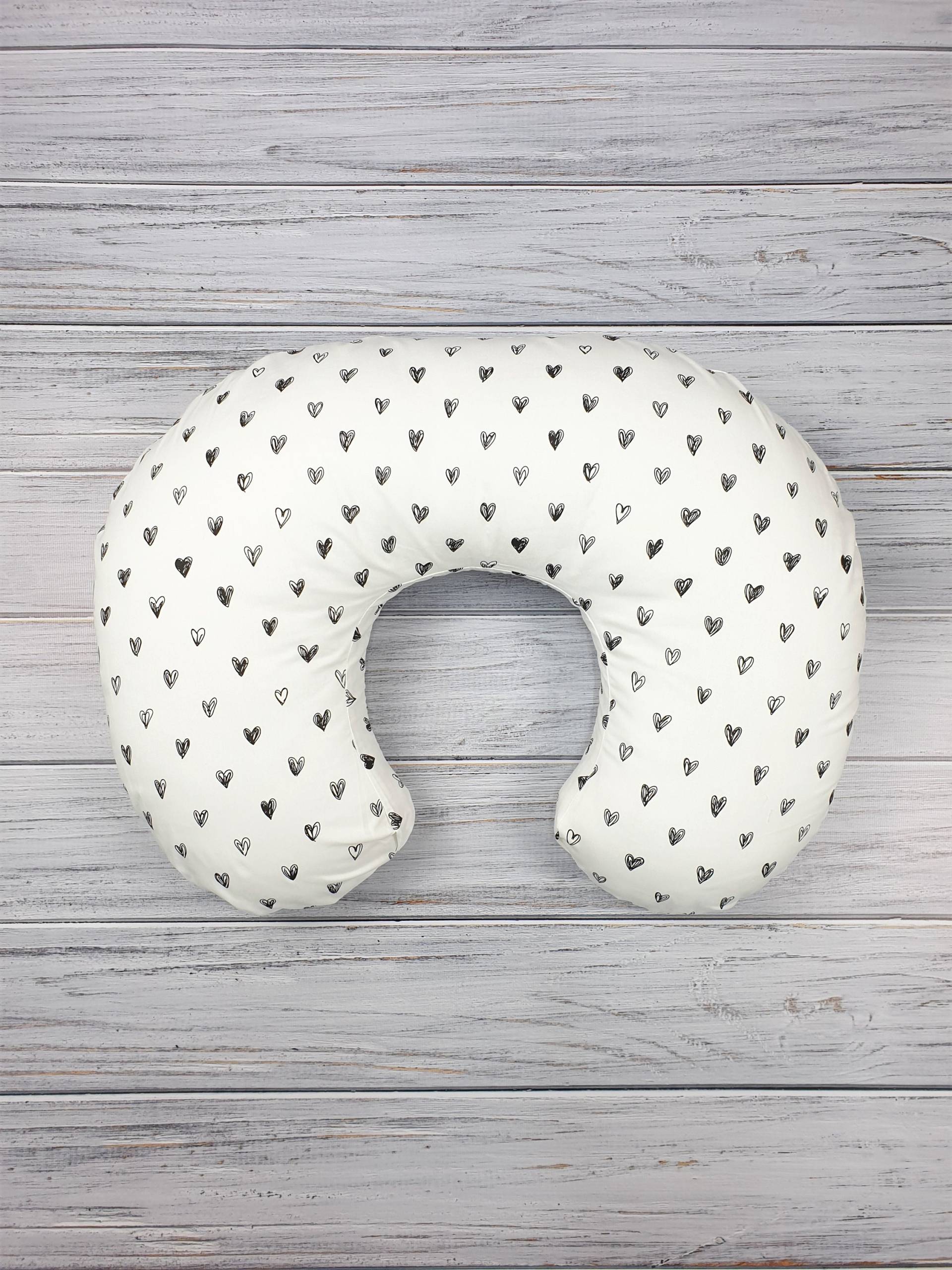 Schwarze Herzen, Pflege Kissenbezug, Stillkissen, Baby-Dusche-Geschenk, Pflegekissen Schwarze Herzen, Pflege Kissenbezug, Stillkissen, Baby-Dusche-Geschenk, Pflegekissen von Etsy - BabyCareDesign
