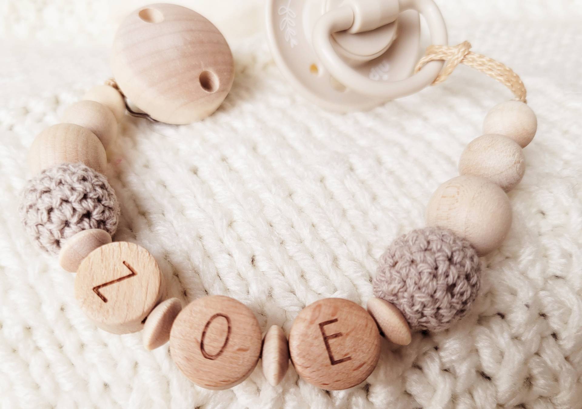 Schnullerkette Mit Namen, Personalisiert, Beige, Taupe, Natur, Babygeschenk, Geschenk Zur Geburt, Taufe, Babyshower, Neugeborene, Baby Schnullerkette Mit Namen, Personalisiert, Beige, Taupe, Natur, Babygeschenk, Geschenk Zur Geburt, Taufe, Babyshower, Neugeborene, Baby von Etsy - BabyKimba