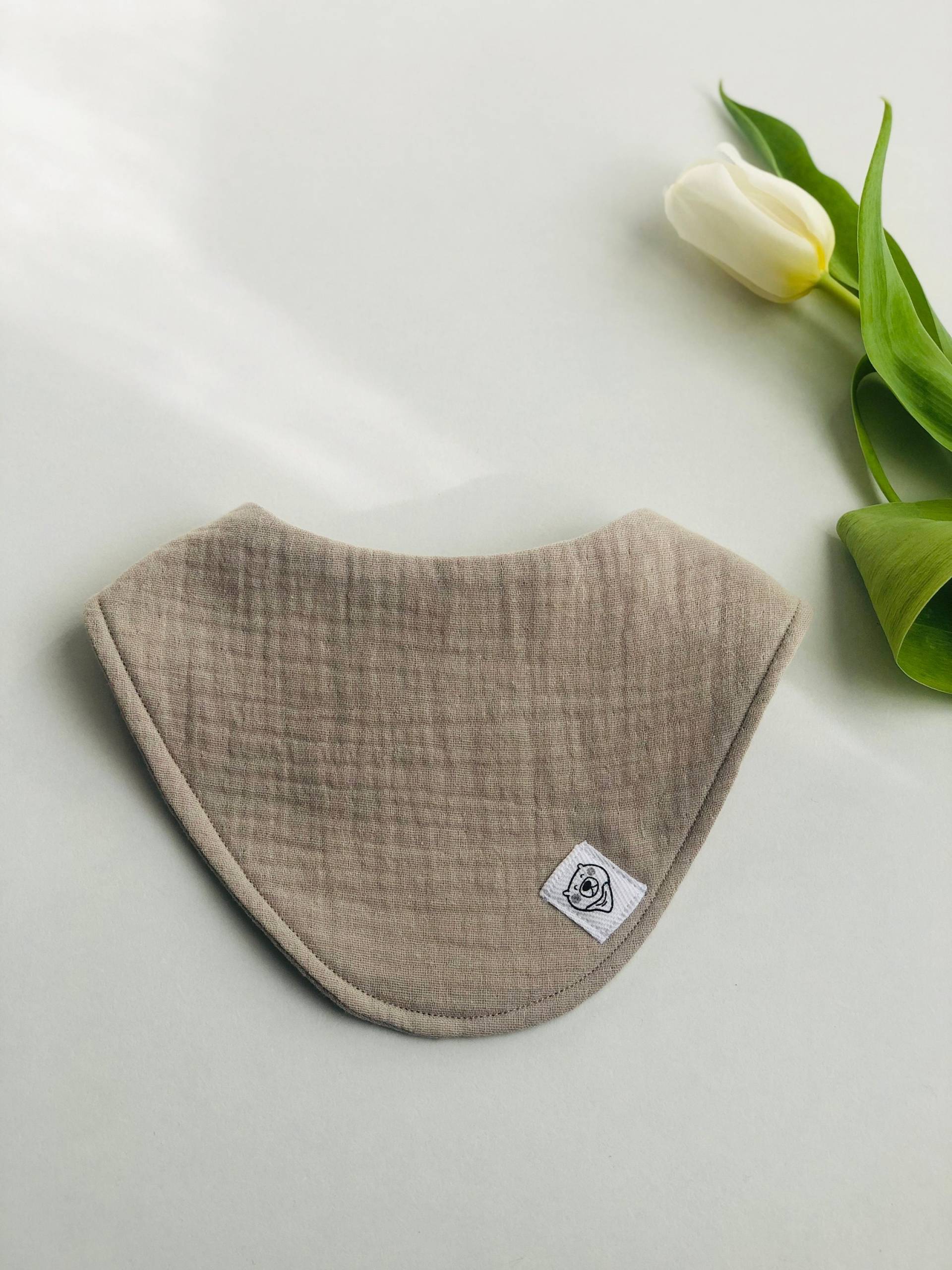 Minimalist Neutral Ton Lätzchen Musselin Bandana Reine Baumwolle Baby Geschenk Für Erste Mal Mama von Etsy - BabyMoller