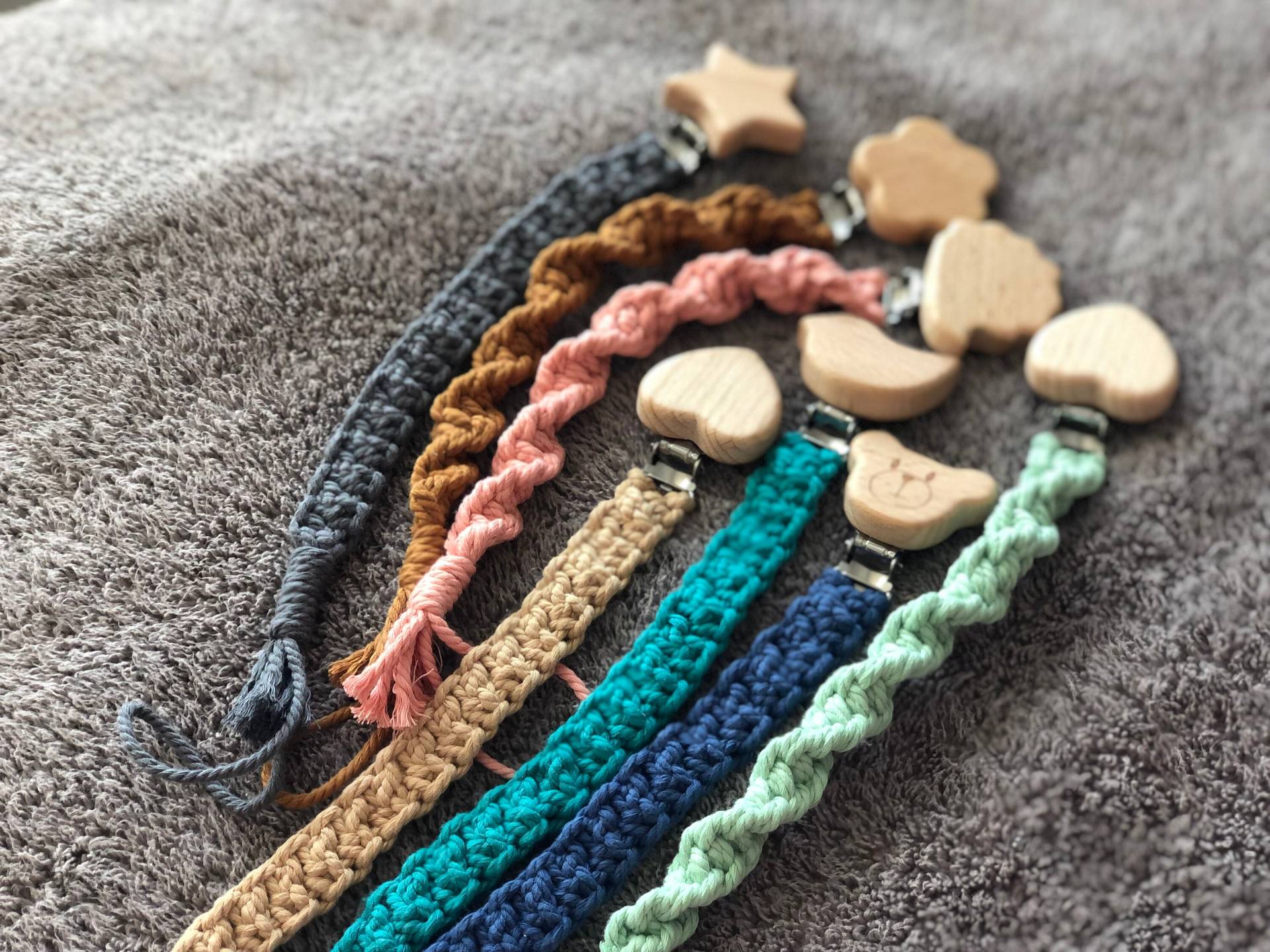 Schnullerkette | Schnullerhalter Makramee Handgemachte Schnullerklammer Baby Shower Geschenk Schnullerkette | Schnullerhalter Makramee Handgemachte Schnullerklammer Baby Shower Geschenk von Etsy - BabyOsito