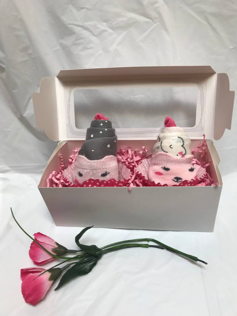 Mädchen Baby Dusche Geschenkbox von Etsy - BabyThingsBaskets