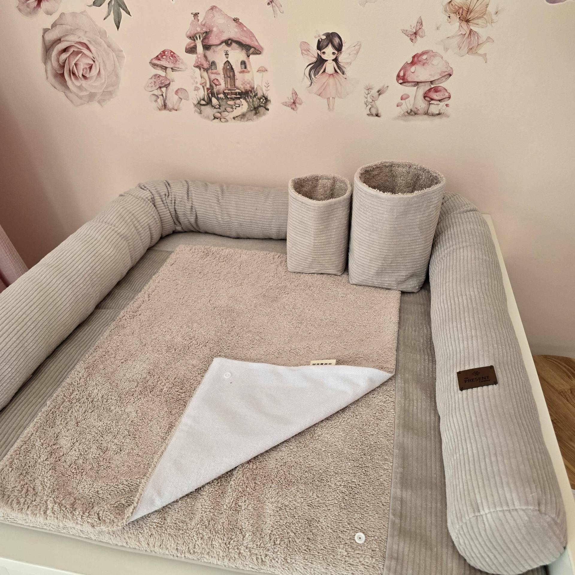 S Set Wickelauflage Mit Abnehmbarem Bezug Cord I Abknöpfbare Wasserfeste Auflage Körbchen S+M Hellbeige S Set Wickelauflage Mit Abnehmbarem Bezug Cord I Abknöpfbare Wasserfeste Auflage Körbchen S+M Hellbeige von Etsy - Babyanmata