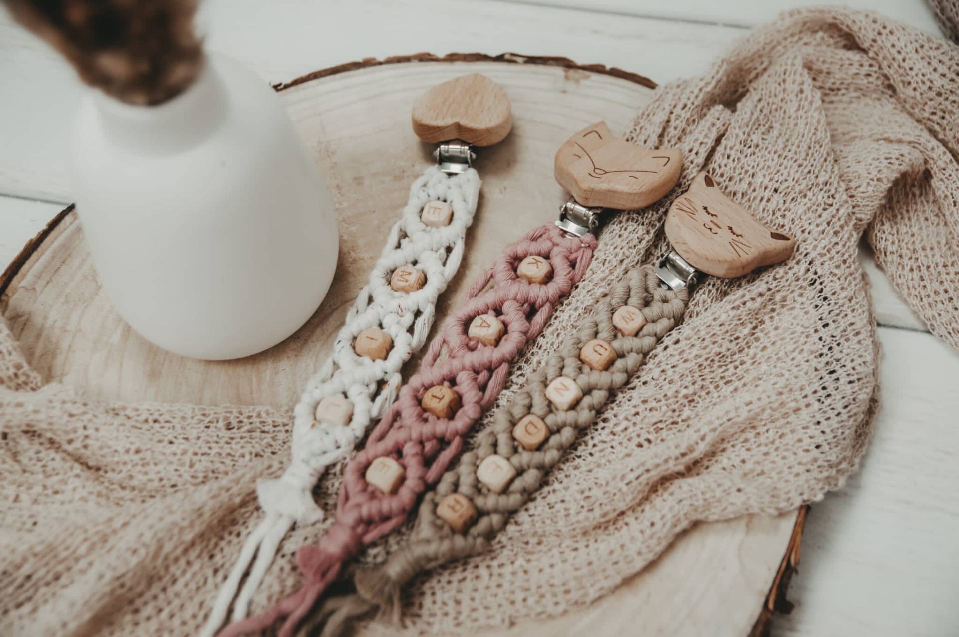 Macrame Schnullerkette Mit Namen/Macramee Nukikette/Personalisierte Schnullerkette/ Geschenk Zur Geburt von Etsy - BabyausstattungBoho