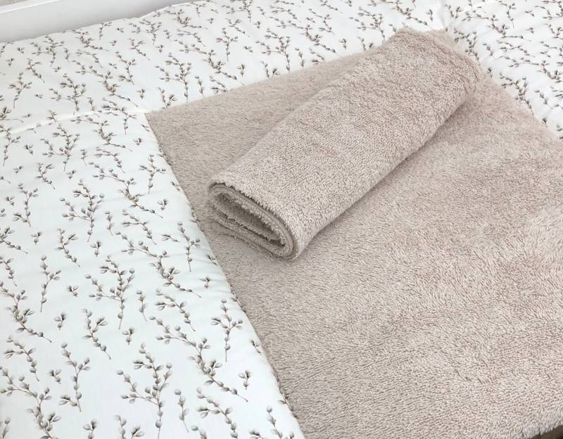 Schöne Wickelauflage Mit Weidenkätzchen Knospen Frottee Beige Incl. Ersatzauflage Produktnummer Wa 0713 von Etsy - BabyglueckDesign